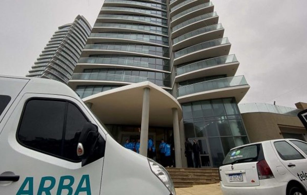 Detectan más de 300 mil metros cuadrados sin declarar en countries y edificios de la Costa 