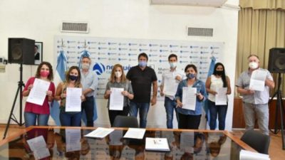 El intendente de Neuquén regularizó la situación de 600 contratados en el Municipio