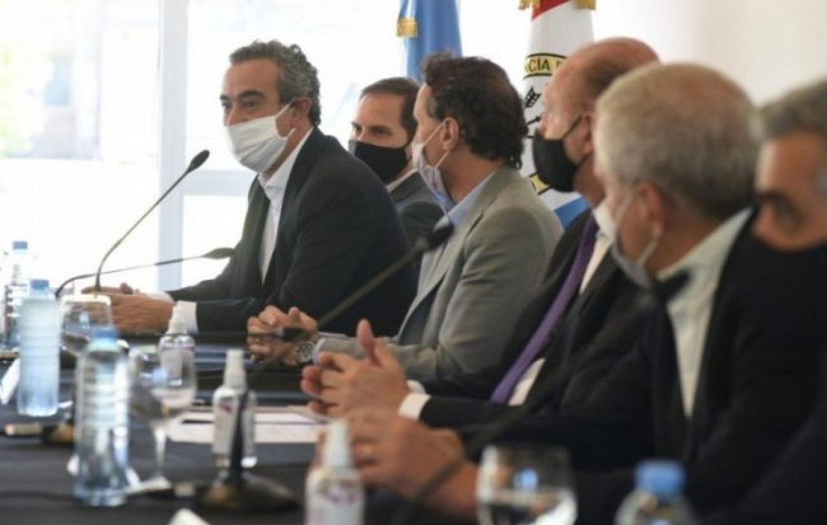 El intendente de Rosario acordó con Nación el financiamiento de obras en distintos barrios de Rosario