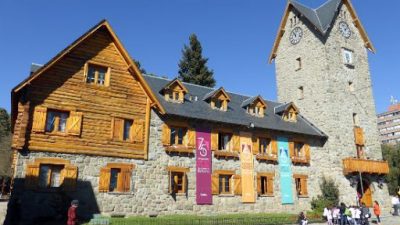 El justicialismo reclama al intendente de Bariloche información sobre aumento de cargos políticos