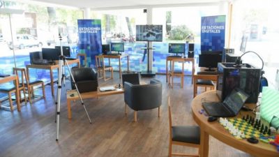 Inauguraron en el Centro Municipal de Distrito Sur de Rosario la primera Estación Digital