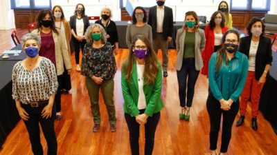 El Ministerio de la Mujer avanza en el proyecto de un sistema integral de cuidados