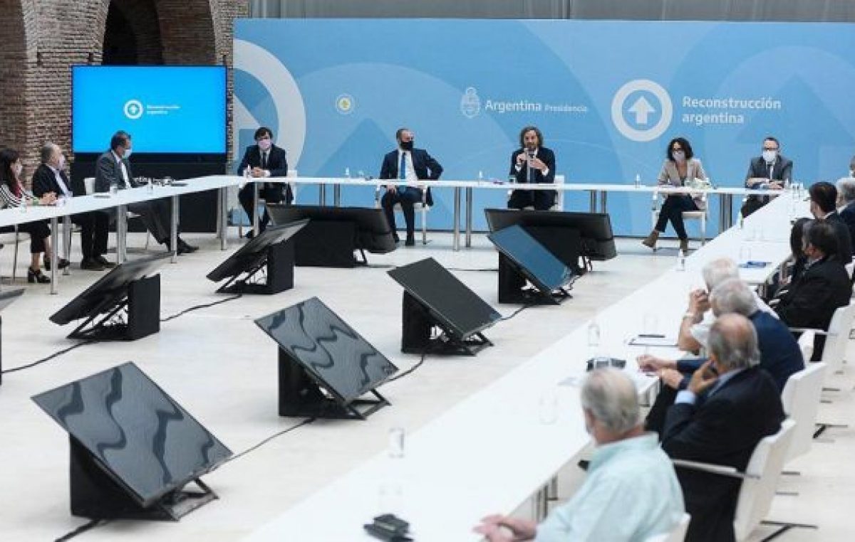 El Gobierno garantizó a los gremios paritarias sin límites y diálogos periódicos