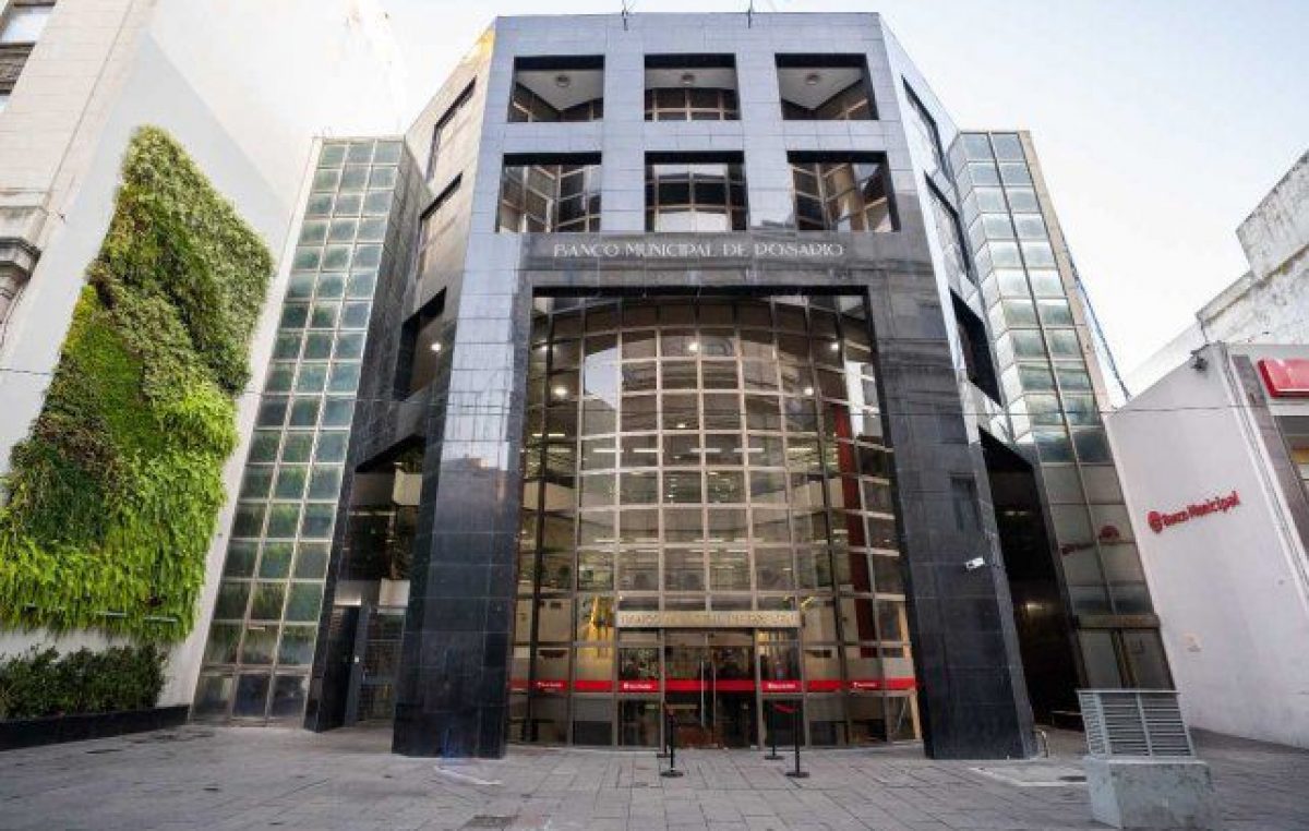 El intendente de Rosario celebró el aniversario del Banco Municipal: «Una fecha histórica, en un momento histórico»