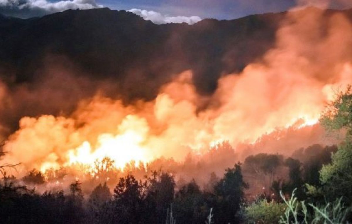 El Bolsón, un lugar donde el suelo arde