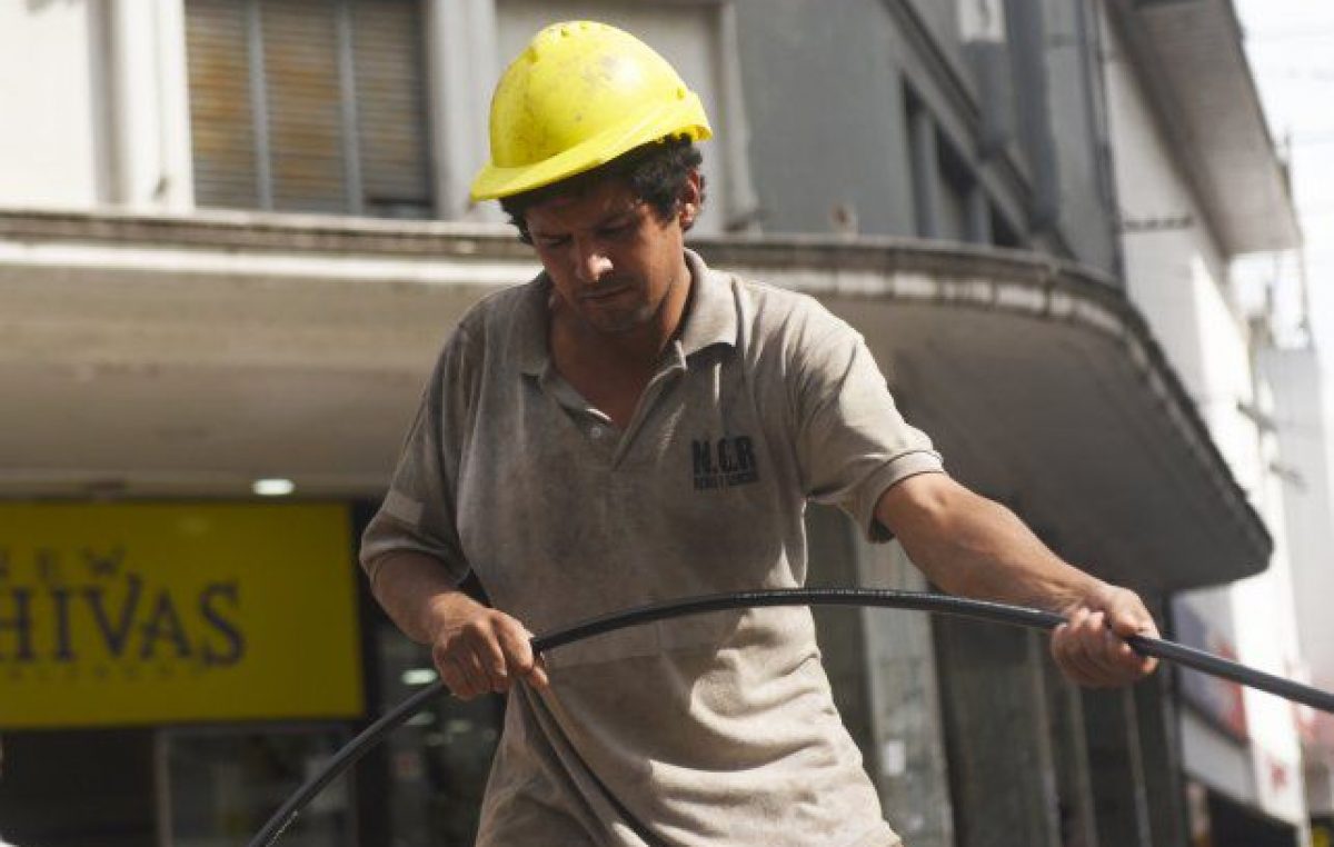 Advierten que en 2020 el salario real cayó por tercer año consecutivo