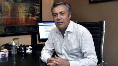 Cornejo sigue soñando con la secesión de Mendoza
