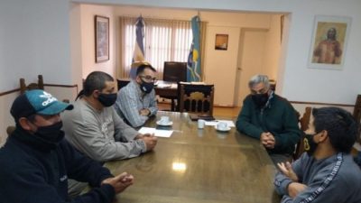 Ofrecen aumento y recategorización masiva para todos los trabajadores municipales de Esquel