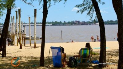 Insólito: los paradores que están en la única isla rosarina tributan en Victoria