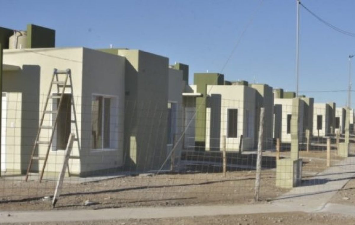 Nación prevé la construcción de más de 260.000 viviendas en tres años