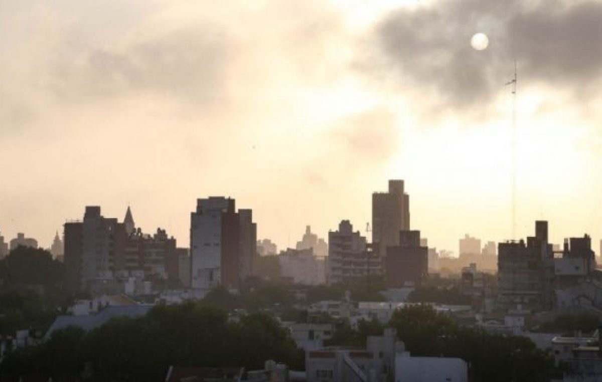 Rosario nuevamente sufre el humo del fuego en las islas