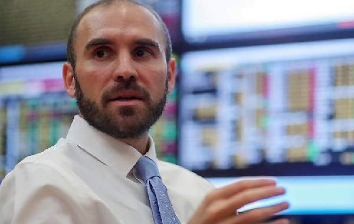Guzmán y un viaje para algo más que ver al FMI