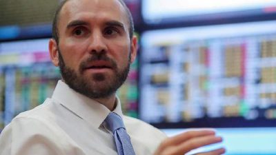 Guzmán y un viaje para algo más que ver al FMI
