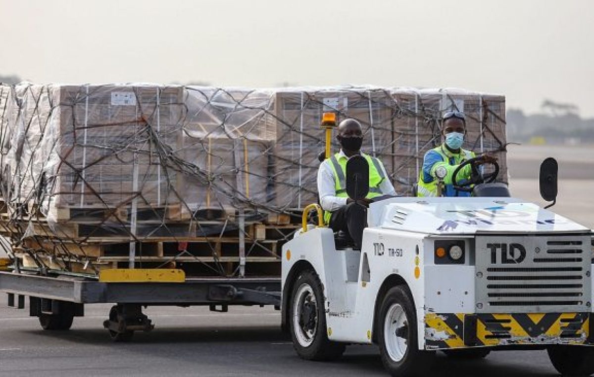 La presión de las potencias perjudica el envío de vacunas a Latinoamérica por el mecanismo Covax