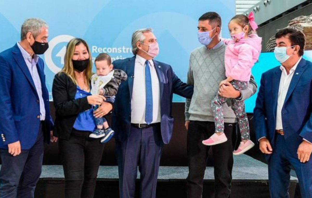 Fernández: «Mi urgencia es con quienes no tienen casa; no acordar con los acreedores»