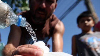 Uno de cada siete porteños «no accede formalmente al agua potable»