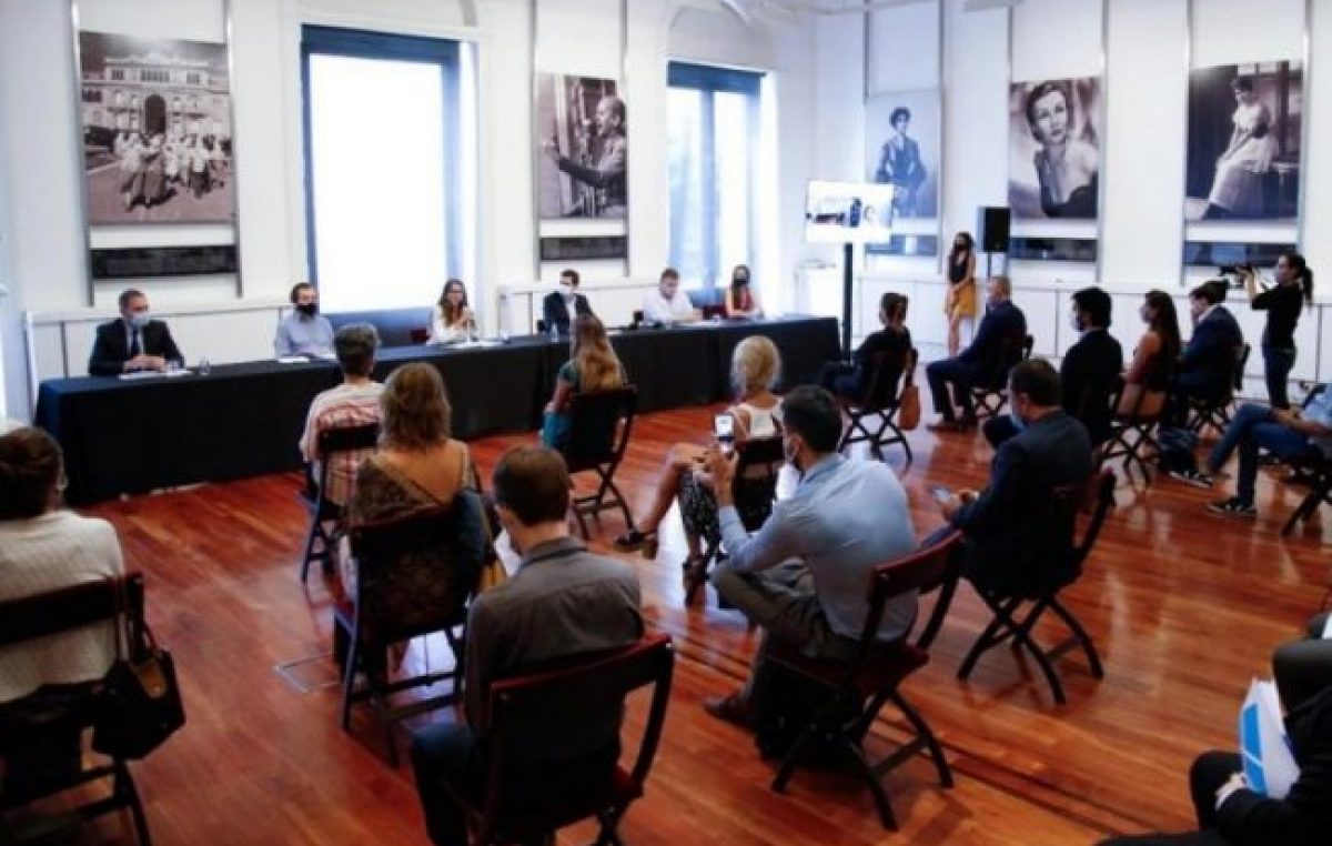 El Gobierno anunció la construcción de 14 Centros Territoriales para desarrollar políticas de género