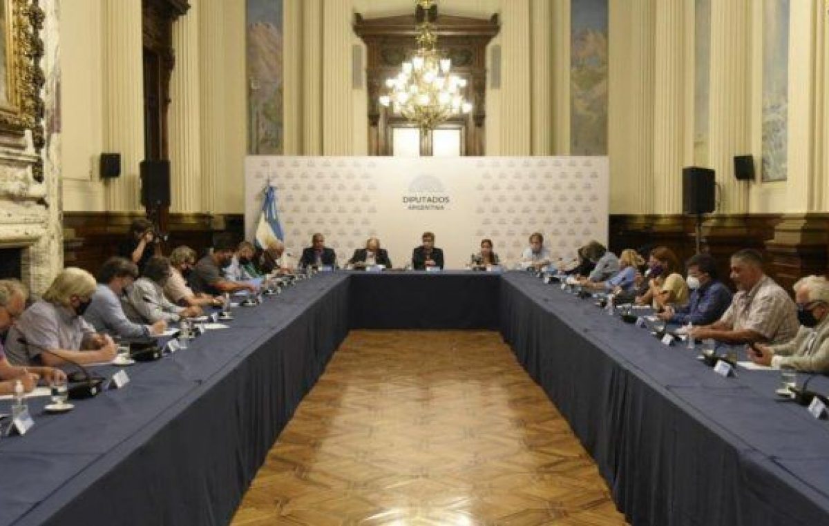 Leoni, sobre el impuesto a las ganancias: «Se elimina una carga injusta sobre el salario»