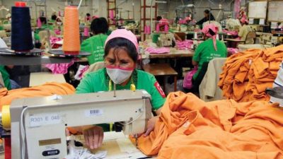 Un informe reveló que la Argentina es uno de los países que más rápido recupera su industria