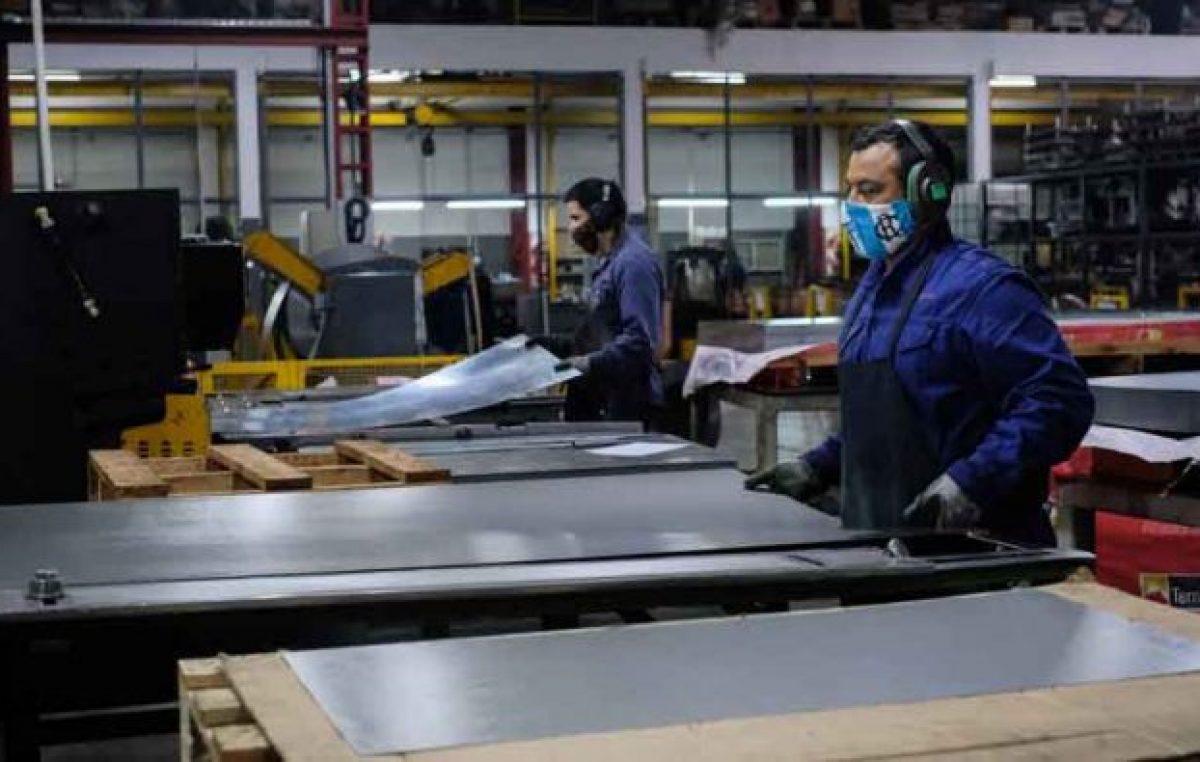 Las pymes remontan la cuesta