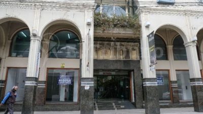 Una galería vacía muestra la crisis que vive el sector del turismo en Salta