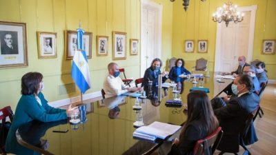 El Gobierno mantendrá la asistencia a los sectores afectados por las restricciones