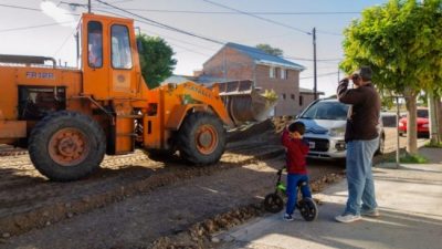 Avanza la primera obra de pavimentado por consorcio en Rawson
