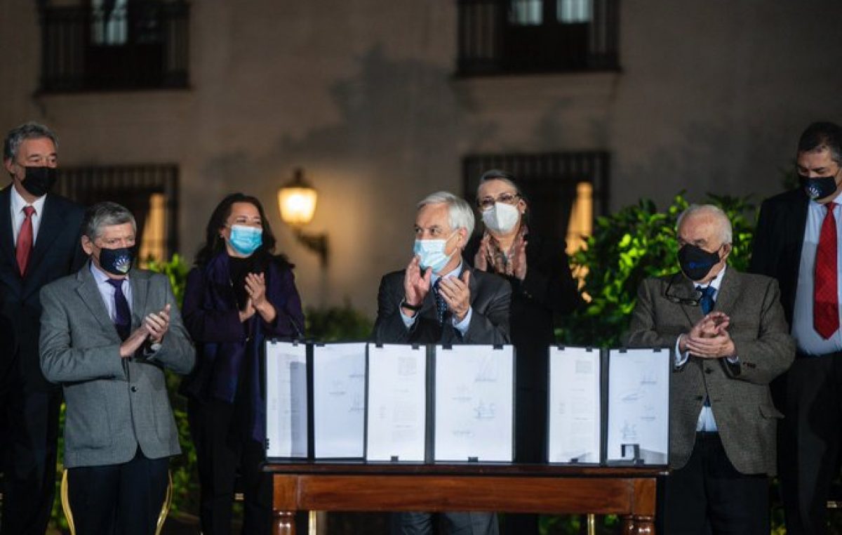 Piñera anunció nuevas medidas económicas consideraras «débiles» por la oposición