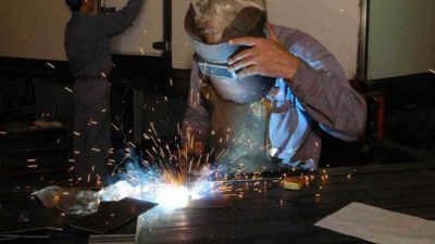 Afirman que Argentina es el país que mejor protegió a sus trabajadores del COVID-19