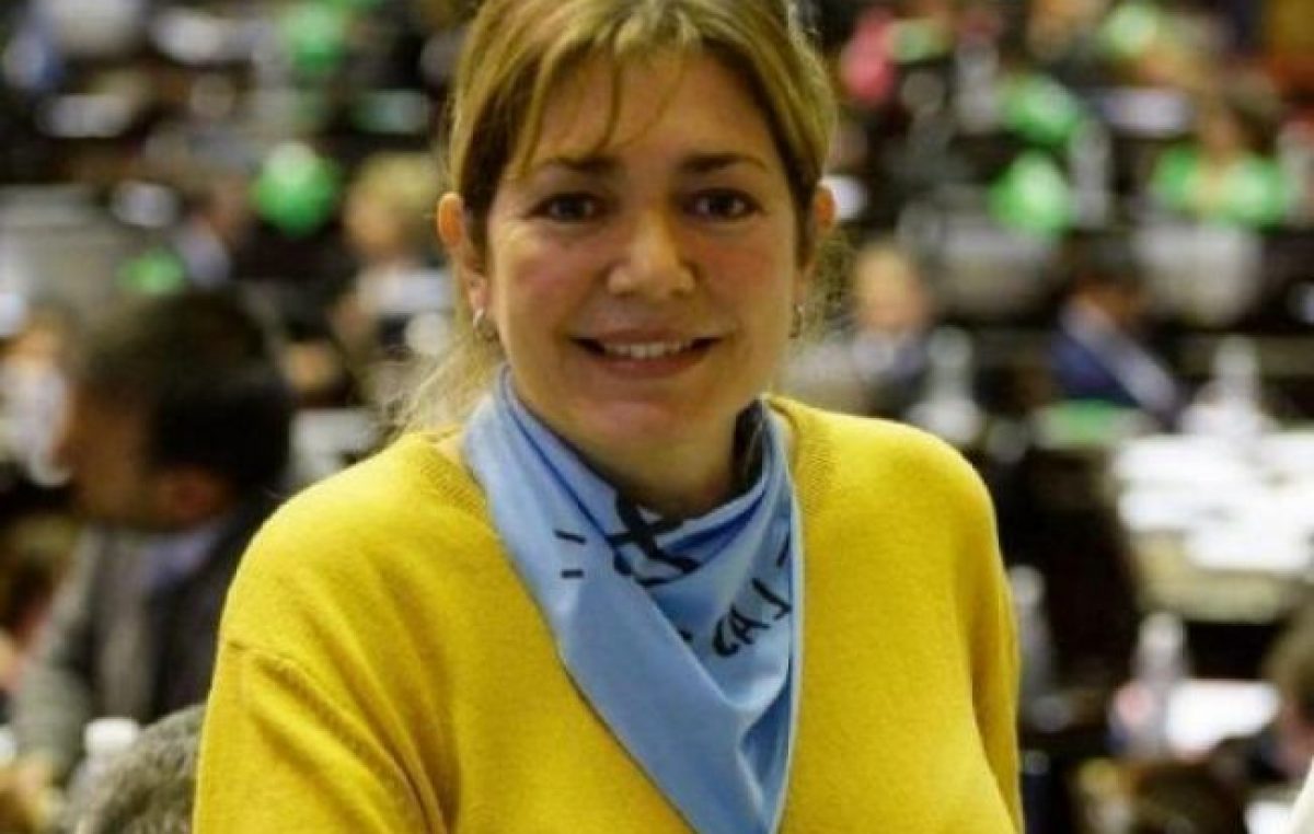 Corrientes: Diputada macrista se quedaba con el sueldo de sus empleados;»en un sobre ponés 40 y 40 te lo quedás»