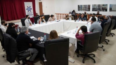 Municipalidad de Río Gallegos: SOEM y paritarios asistieron a una reunión informativa en el Concejo Deliberante