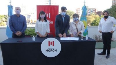 Morón: Ghi firmó un acuerdo con sindicatos para aumentar los beneficios del personal municipal