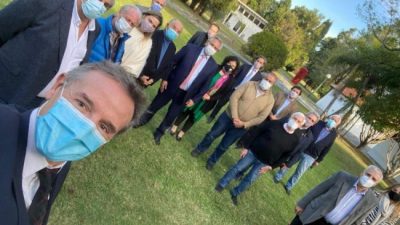 Fernández dijo a la CGT que tiene el nombre del nuevo Superintendente de Salud