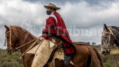 Una marcha para homenajear la figura del general Güemes en Salta