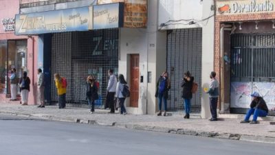 El micro y macro centro salteño quedó con 463 locales vacíos