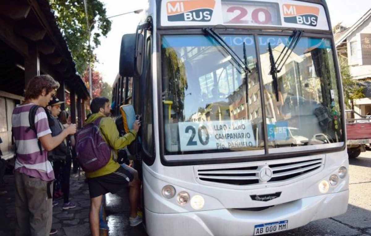 Más frecuencias, boletos subsidiados y nuevas tasas: el plan del municipio de Bariloche para el transporte urbano
