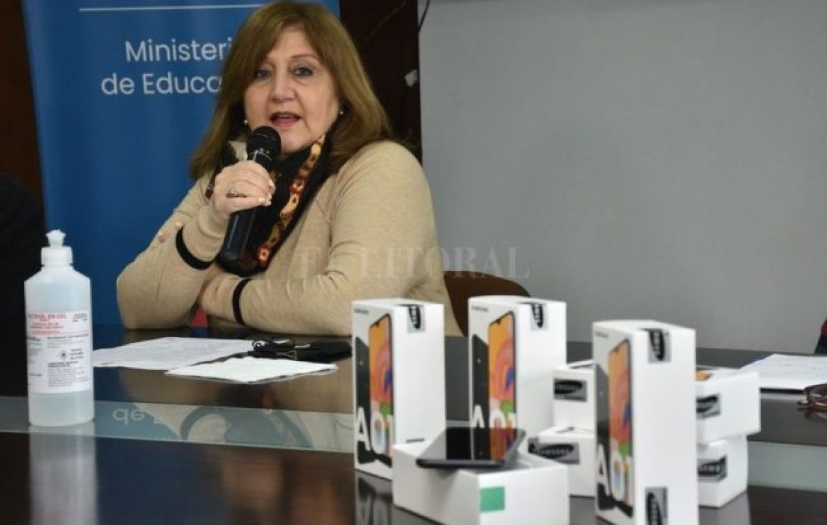 «Conectar con arraigo»: darán celulares y becas a estudiantes de zonas rurales santafesinas