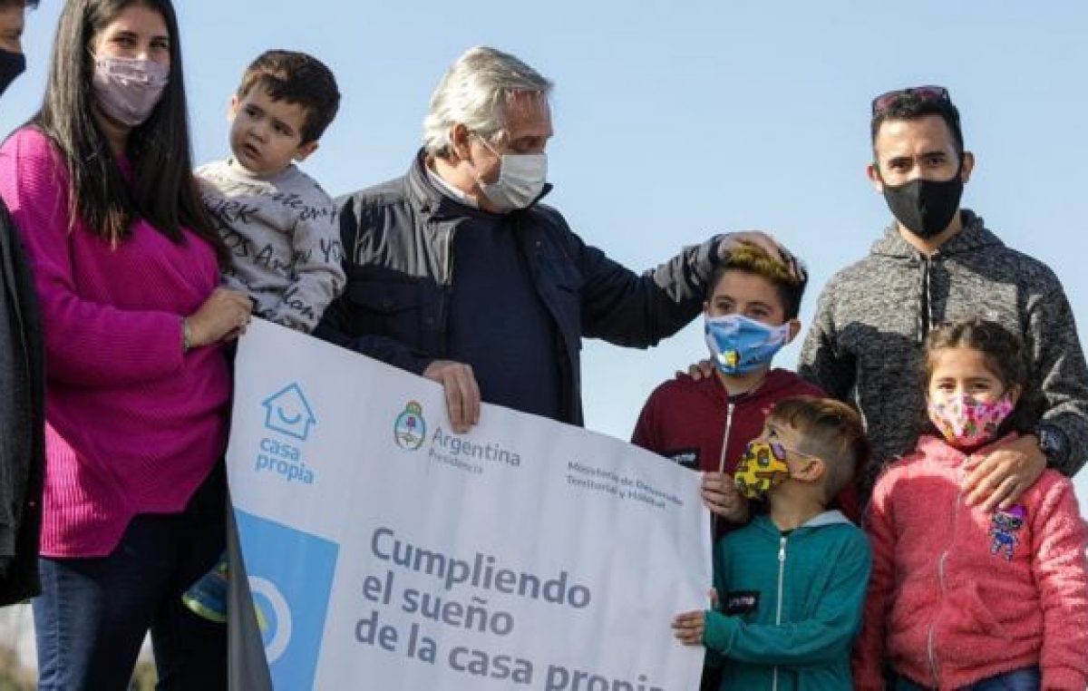 Fernández llamó a «rescatar el sentido del Estado, que siempre aparece moderando las desigualdades»