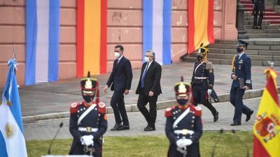 Fernández y Sánchez ratificaron vínculos, apoyos y perspectivas de inversiones