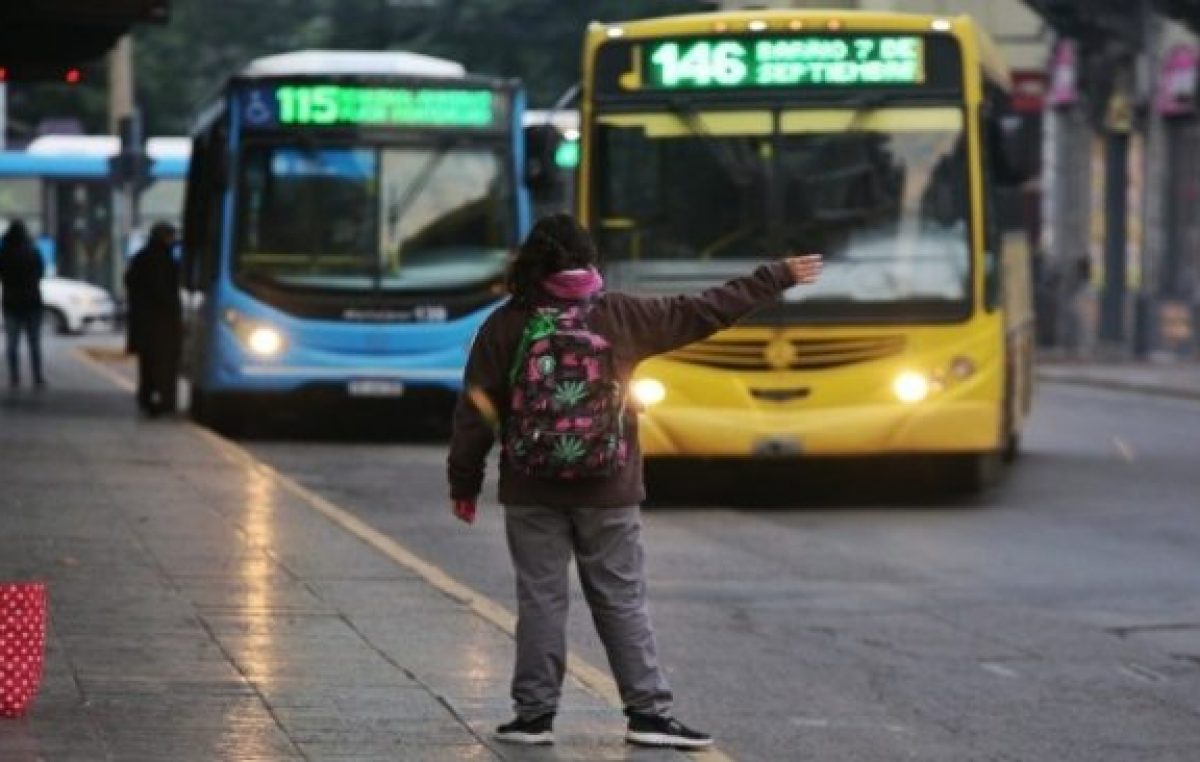 Transporte de personas: describen una situación terminal en el interior
