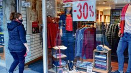 El comercio enfrenta la encrucijada de adaptarse o cerrar en Bariloche