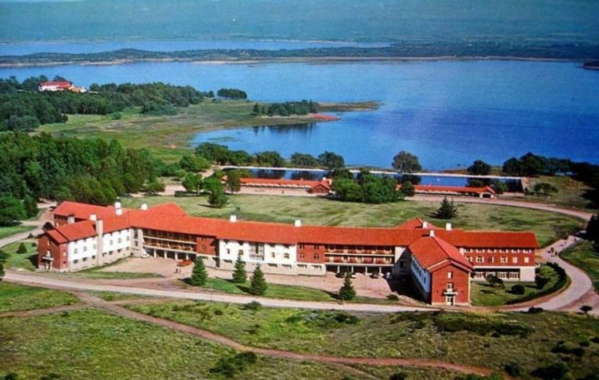 Katopodis celebró el llamado a licitación para la Unidad Turística de Embalse