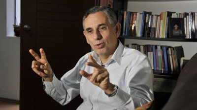 Perú: el referente económico de Castillo propone un plan moderado de reformas