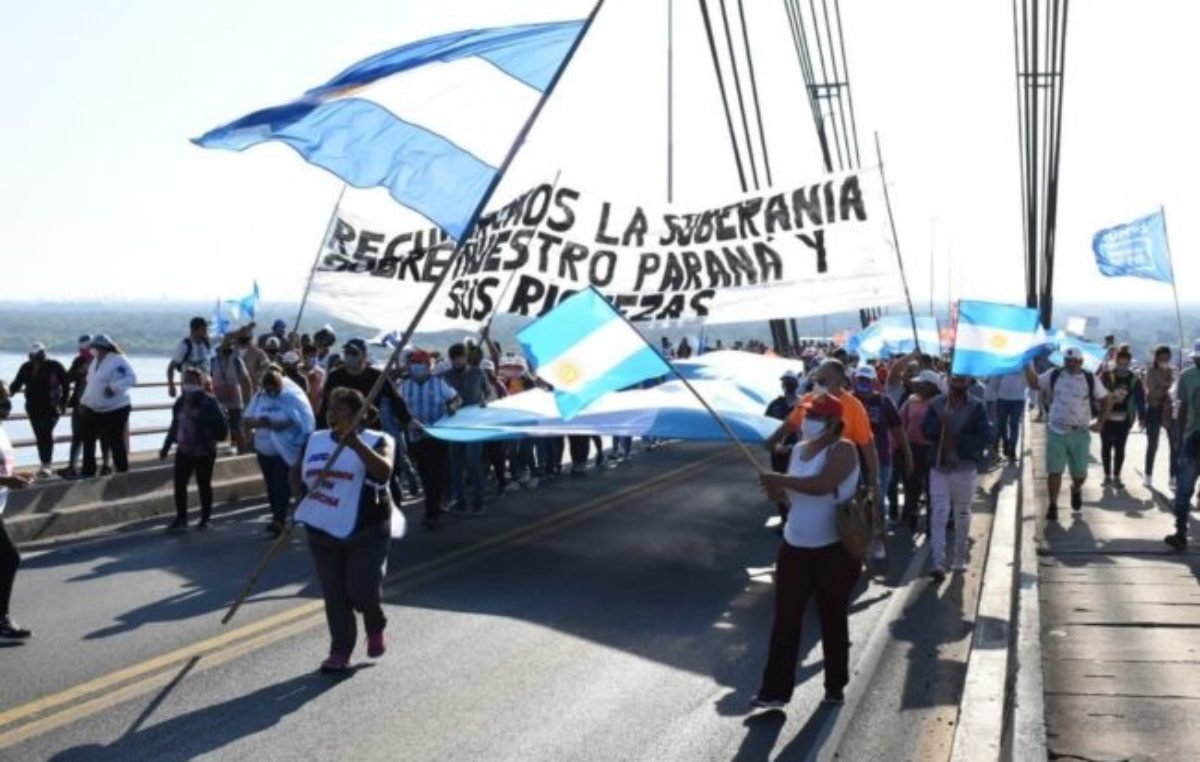 La Soberanía es cuestión de manos propias