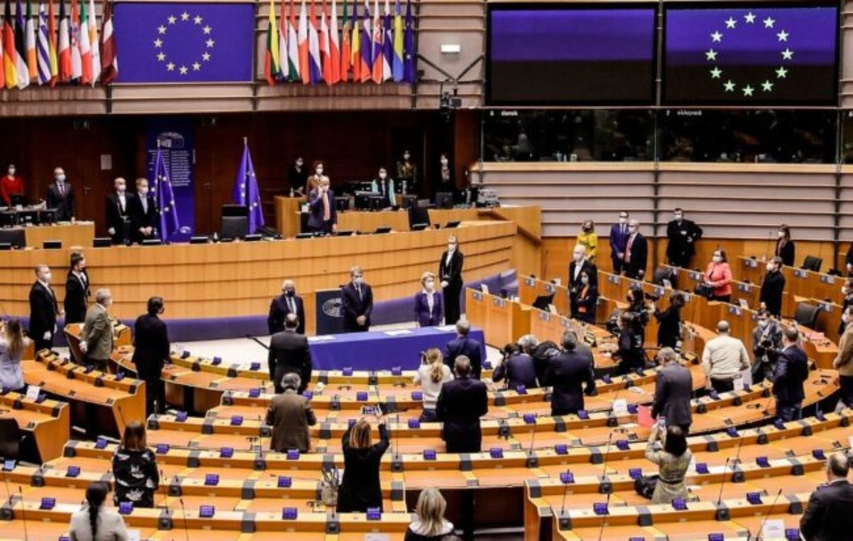 La UE busca definir reglas comerciales en materia ambiental 