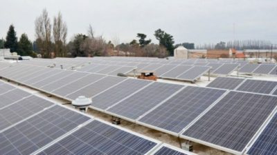 En Centenario ya hay varios edificios con paneles solares