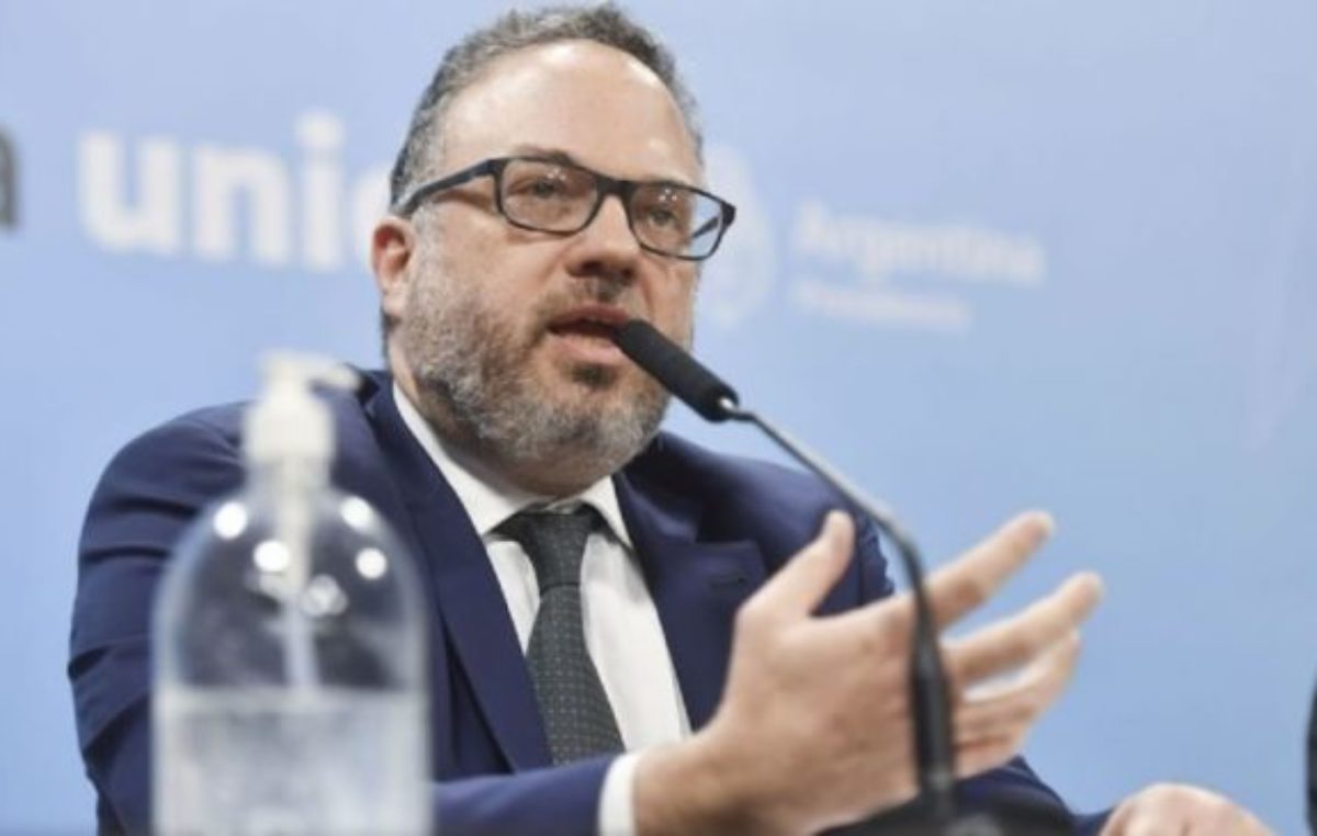 Kulfas y sus $400 millones para cooperativas de reciclaje de residuos