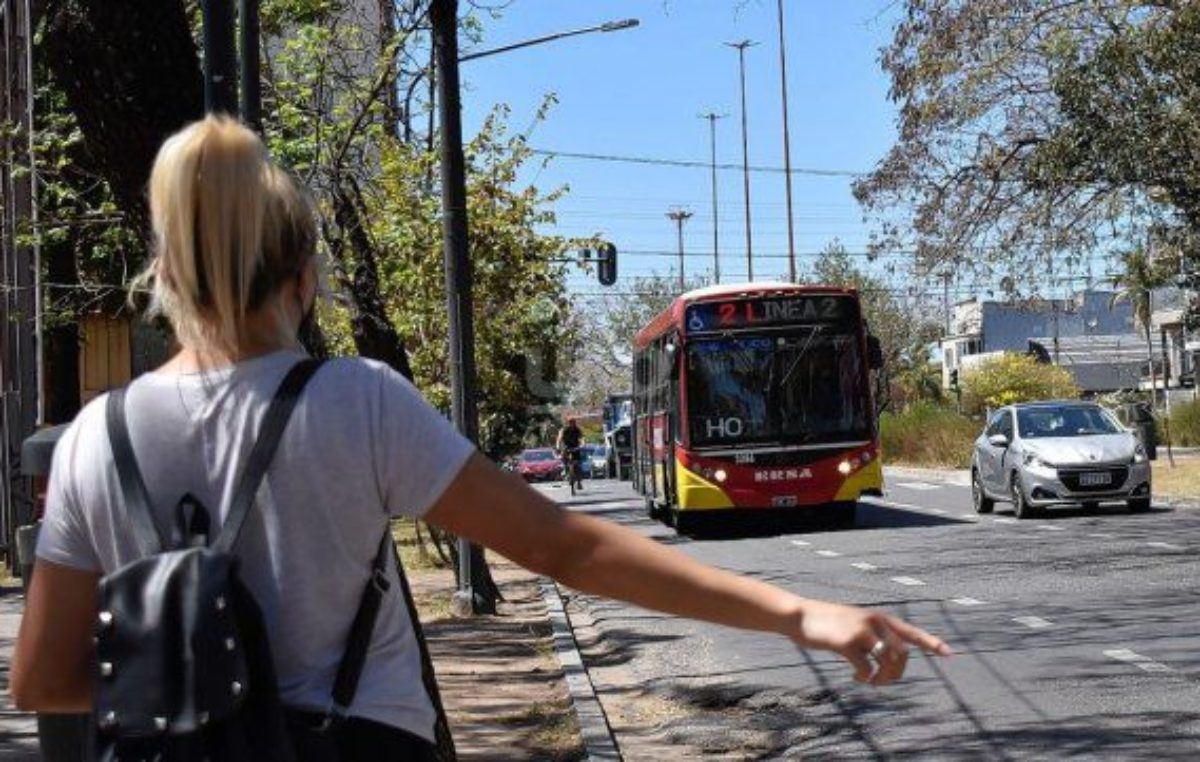 Conflicto en el transporte: ¿cuándo volverán a circular los colectivos en Santa Fe?