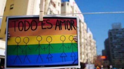 Las licencias municipales en Neuquén incluirán a todo tipo de familias