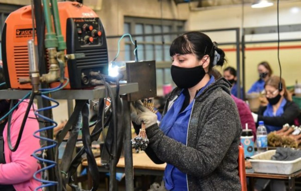 La industria pyme continúa recuperándose